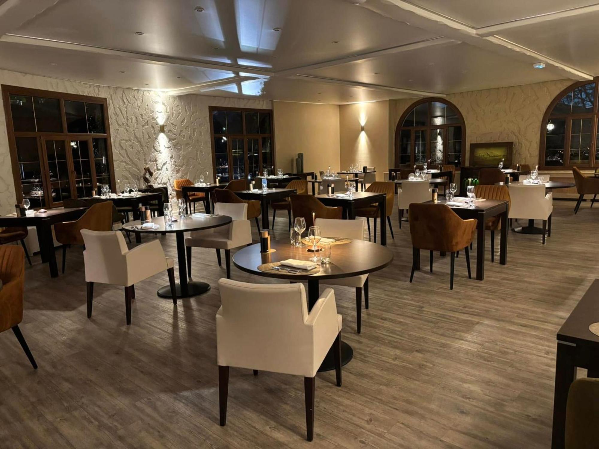 Sure Hotel By Best Western Saint-Quentin Ouest Le Pot D Etain Holnon Ngoại thất bức ảnh