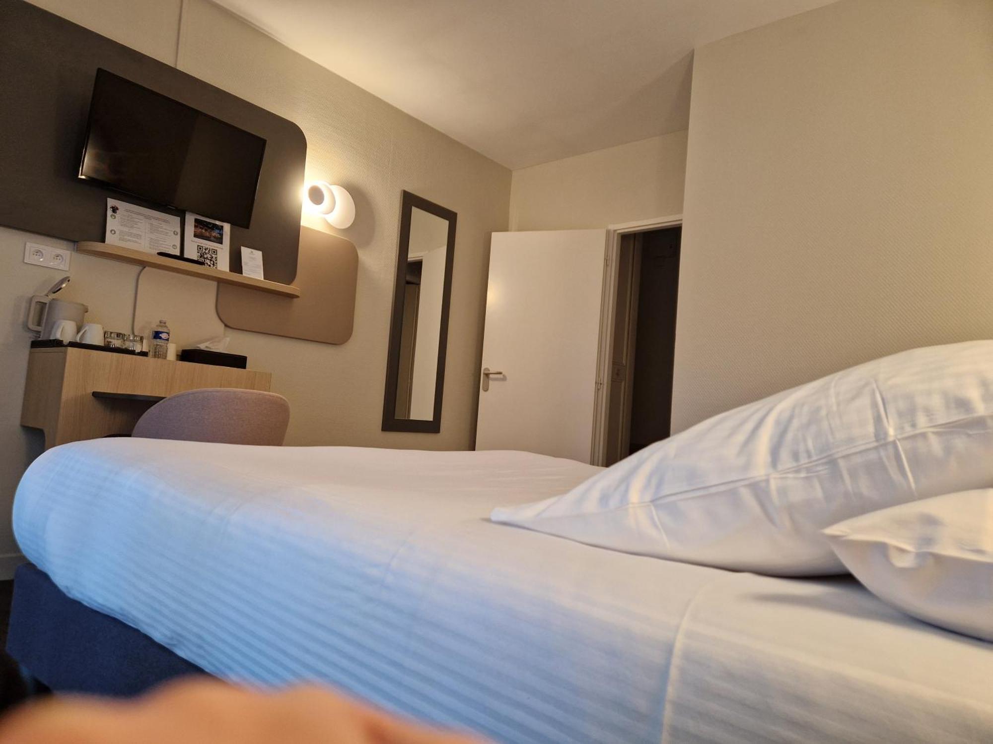 Sure Hotel By Best Western Saint-Quentin Ouest Le Pot D Etain Holnon Ngoại thất bức ảnh
