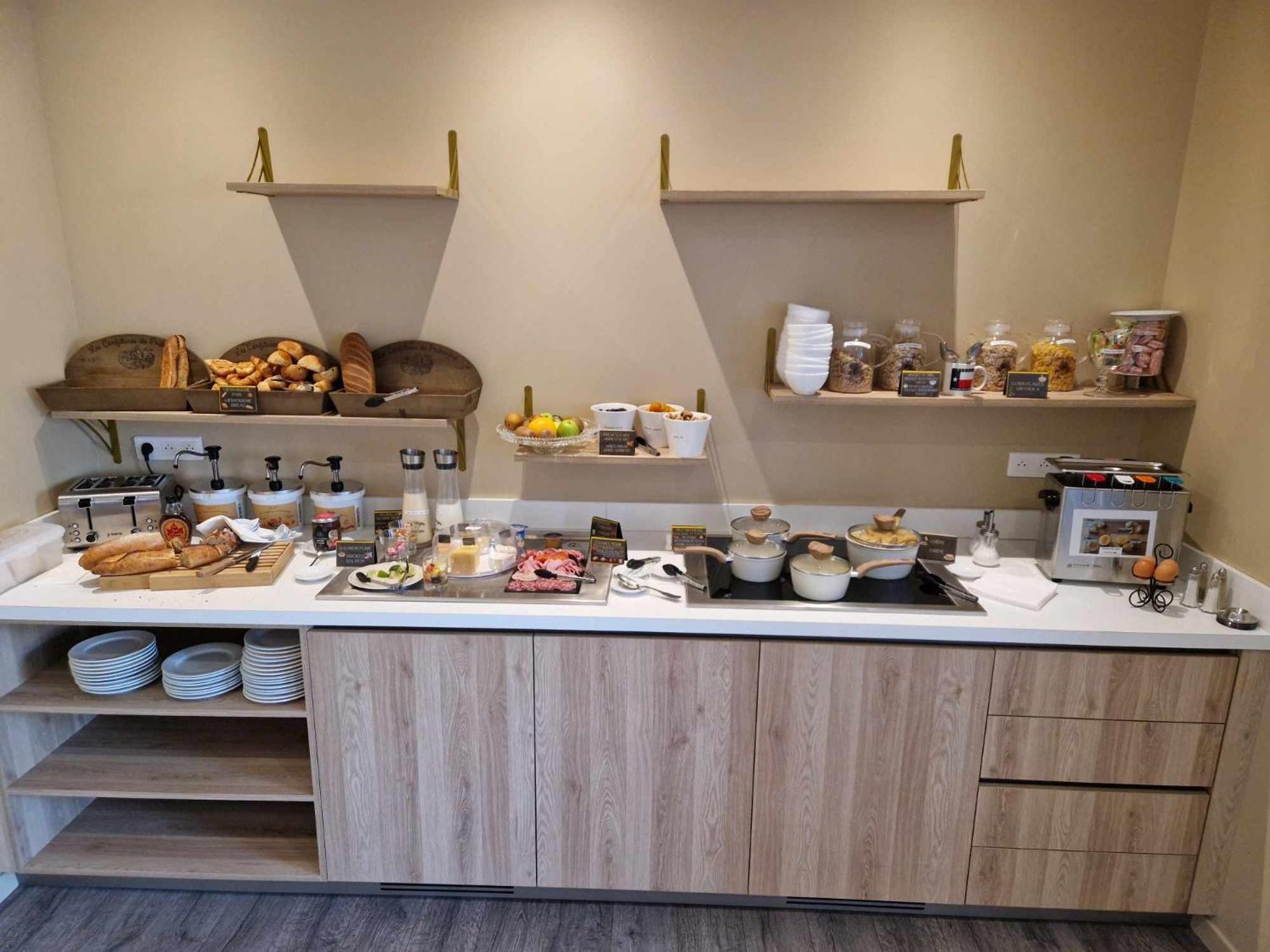 Sure Hotel By Best Western Saint-Quentin Ouest Le Pot D Etain Holnon Ngoại thất bức ảnh