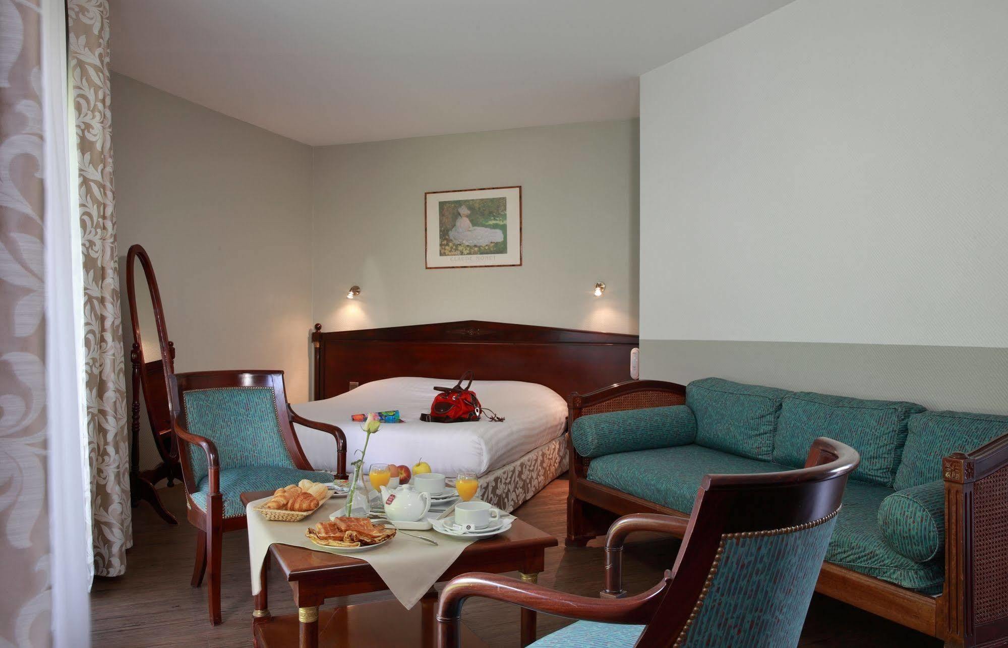 Sure Hotel By Best Western Saint-Quentin Ouest Le Pot D Etain Holnon Ngoại thất bức ảnh